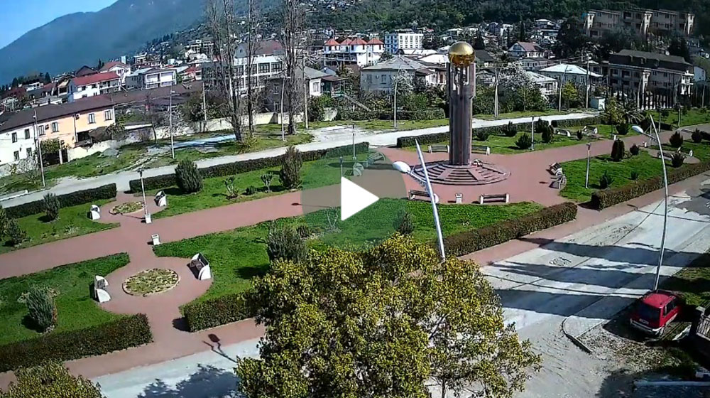 Веб-камера Гагра. Памятник защитникам Абхазии